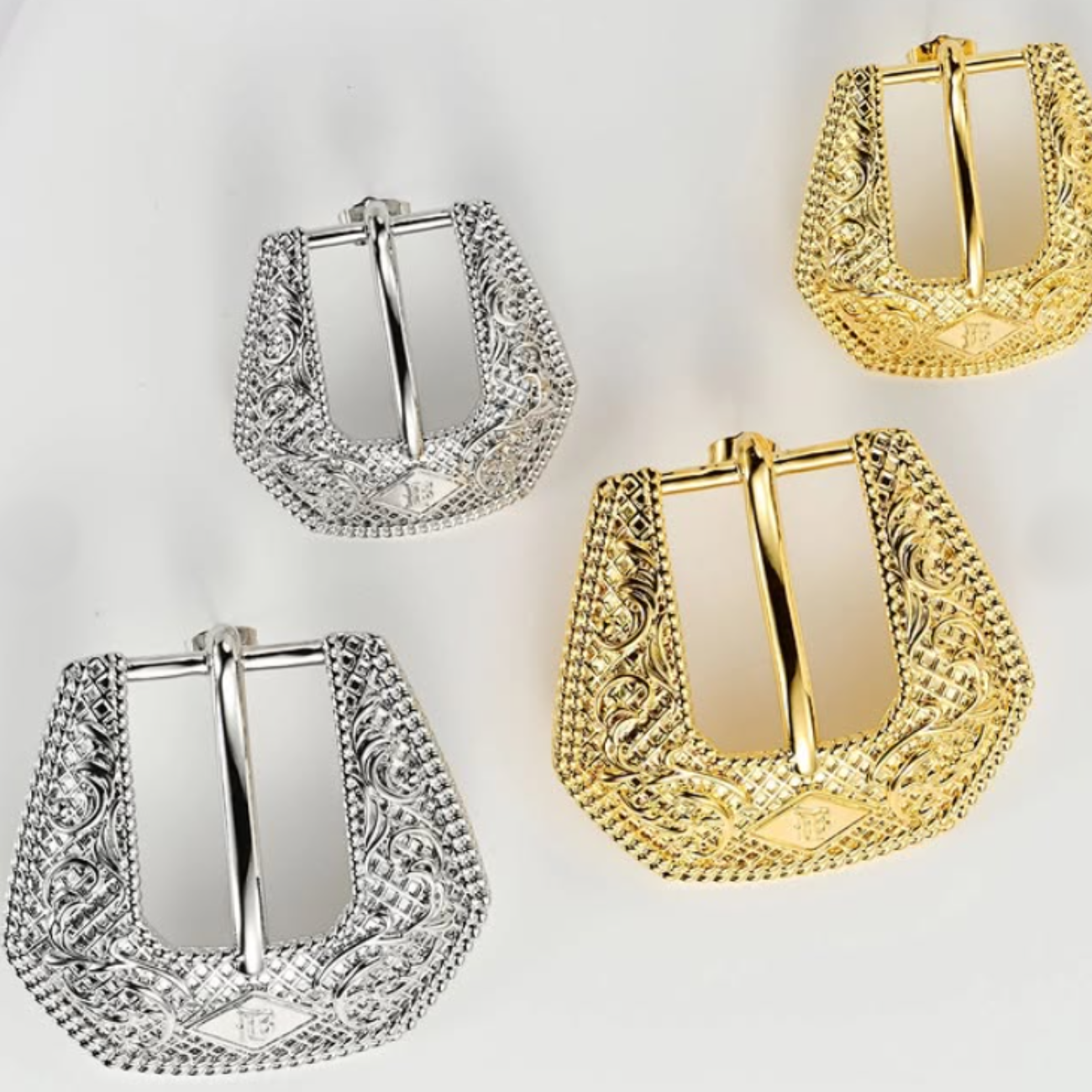Buckle Betty Mini (Silver)